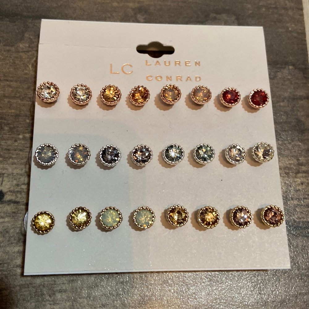 Earrings whole package♦️